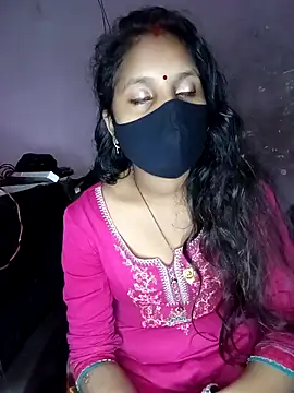 Komal-Rajput online show from 11/19/25, 06:08