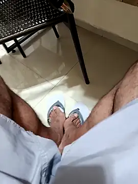 Snapshot of Gallo001 chatting on 02/02/26, 12:15 Gallo001 online show from 02/02/26, 12:15