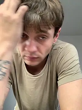 Snapshot of Kit_Kat01 chatting on 10/26/25, 10:58 Kit Kat01 online show from 10/26/25, 10:58