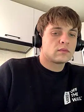 Snapshot of Kit_Kat01 chatting on 11/16/25, 11:27 Kit Kat01 online show from 11/16/25, 11:27