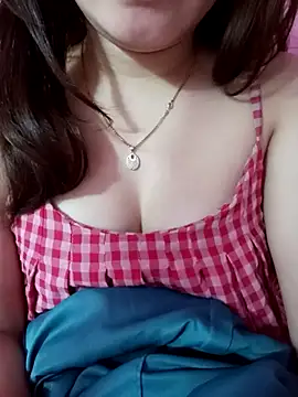 Snapshot of TeraCii chatting on 09/14/25, 06:40 TeraCii online show from 09/14/25, 06:40