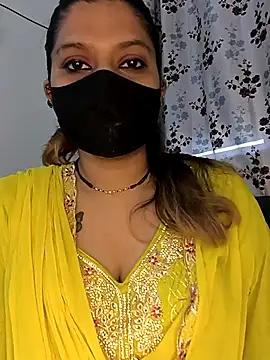 SpicykhalifaX online show from 05/05/26, 06:32