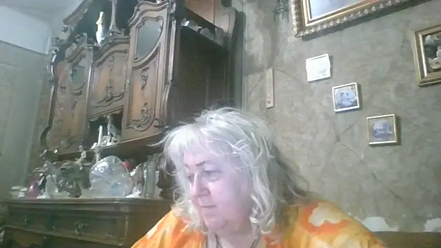 Lala-Love56 online show from 06/22/26, 07:22