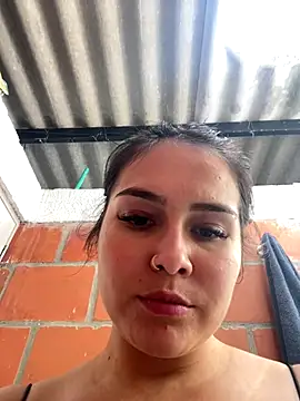 Snapshot of amberbakee chatting on 12/04/25, 07:22 amberbakee online show from 12/04/25, 07:22