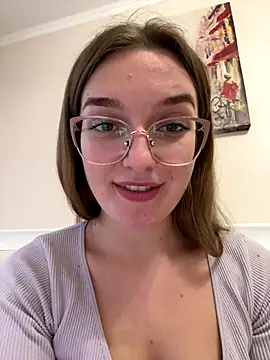 Bellatrisssaa online show from 11/29/25, 01:47