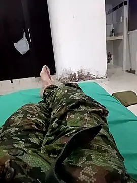 Snapshot of alejos81 chatting on 11/09/25, 01:59 alejos81 online show from 11/09/25, 01:59