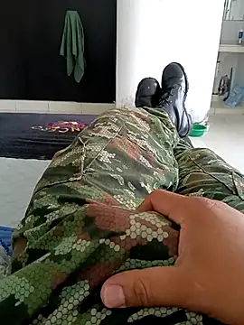 Snapshot of alejos81 chatting on 03/11/26, 03:29 alejos81 online show from 03/11/26, 03:29