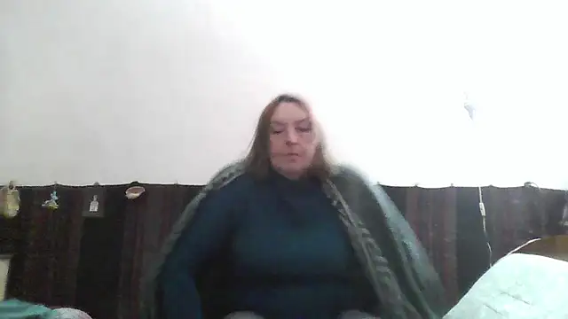 Snapshot of AnnaLive570 chatting on 04/17/26, 03:48 AnnaLive570 online show from 04/17/26, 03:48