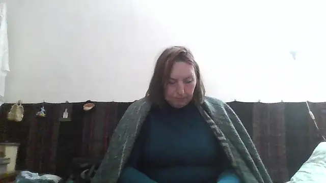 Snapshot of AnnaLive570 chatting on 04/18/26, 04:33 AnnaLive570 online show from 04/18/26, 04:33