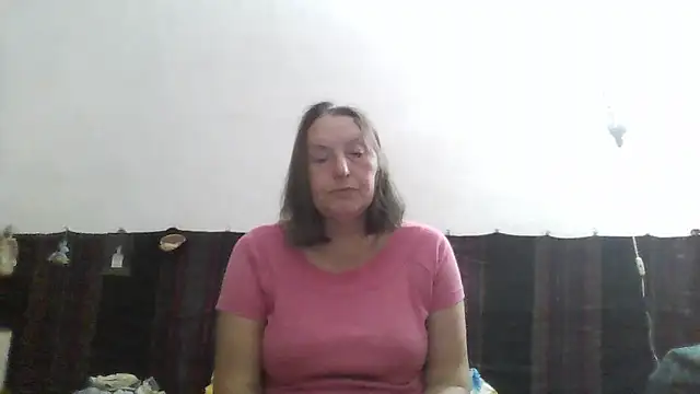 Snapshot of AnnaLive570 chatting on 06/01/26, 03:19 AnnaLive570 online show from 06/01/26, 03:19