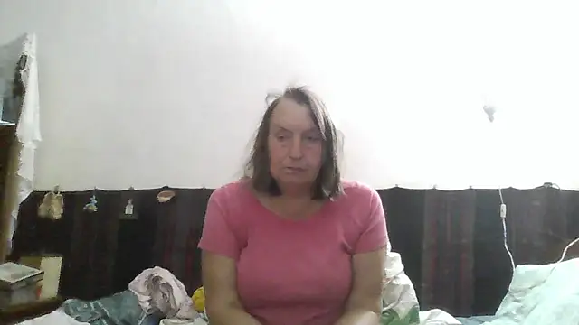 Snapshot of AnnaLive570 chatting on 06/09/26, 02:56 AnnaLive570 online show from 06/09/26, 02:56