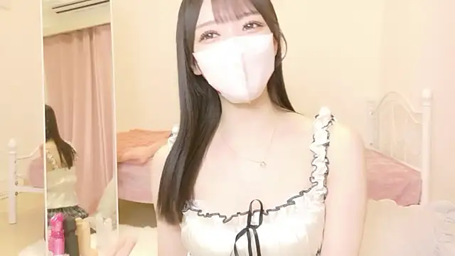 roachan  online show from 02/11/26, 01:49