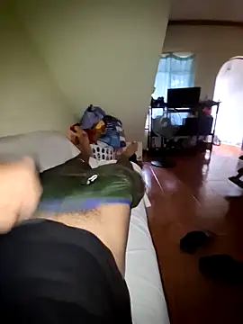 Snapshot of TrickingTroll chatting on 11/18/25, 09:08 TrickingTroll online show from 11/18/25, 09:08