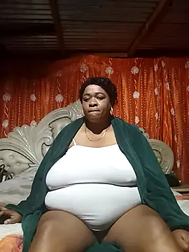 BUSTY QUEEEN online show from 10/16/25, 07:48