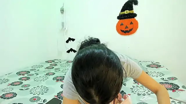 Snapshot of Sexy777Couple chatting on 10/26/25, 08:04 Sexy777Couple online show from 10/26/25, 08:04