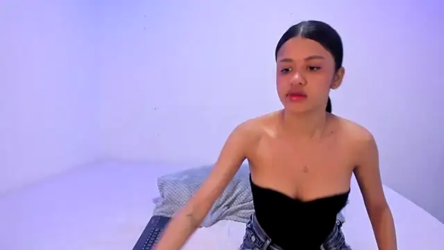 Snapshot of Sexy777Couple chatting on 11/08/25, 07:56 Sexy777Couple online show from 11/08/25, 07:56