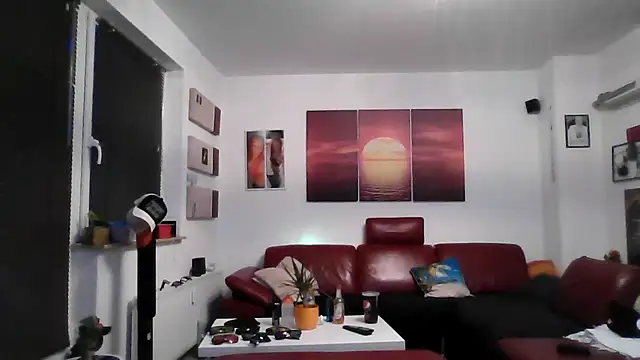 hellgirl1980 online show from 09/28/25, 06:57