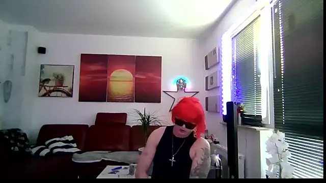 Snapshot of hellgirl1980 chatting on 04/24/26, 05:26 hellgirl1980 online show from 04/24/26, 05:26