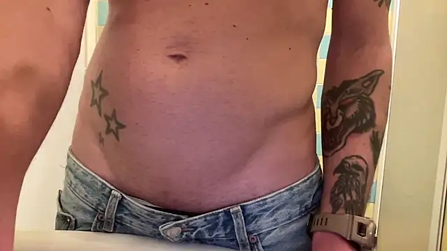 Snapshot of ludox899 chatting on 03/06/26, 01:35 ludox899 online show from 03/06/26, 01:35