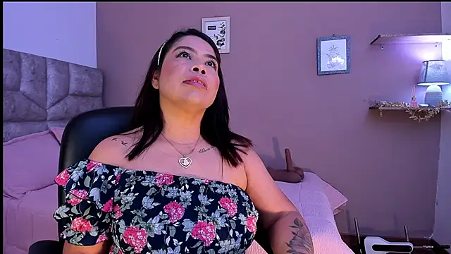 roselyn caprice online show from 09/12/25, 02:11