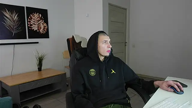 Ryan Dozer online show from 03/07/26, 07:27