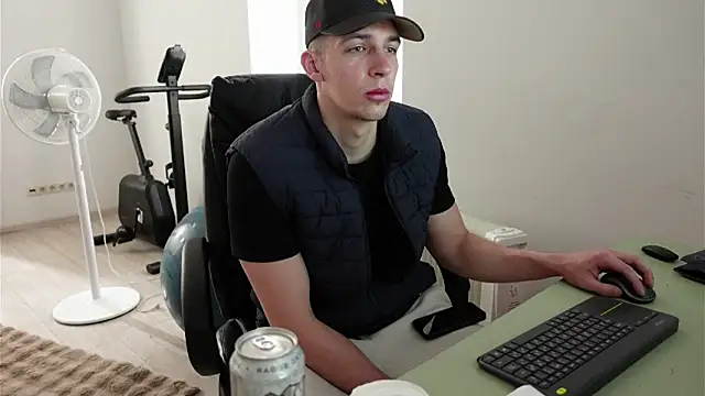 Ryan Dozer online show from 05/09/26, 05:56
