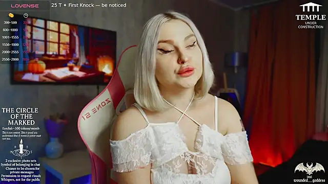 Wounded Goddess  online show from 11/09/25, 03:21