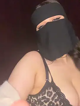 RooVaaN-Xx online show from 12/18/25, 01:33