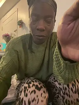 littyleesh1 online show from 05/09/26, 10:04