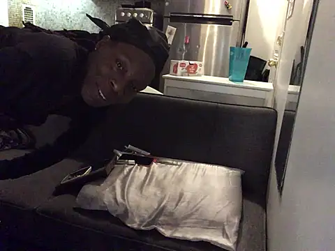 littyleesh1 online show from 06/26/26, 04:39