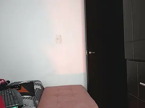 charlottekiss99 online show from 05/08/26, 03:06