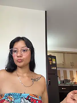 charlottekiss99 online show from 06/23/26, 01:53