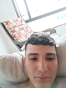 Snapshot of Johan_Dangel chatting on 10/19/25, 09:26 Johan Dangel online show from 10/19/25, 09:26