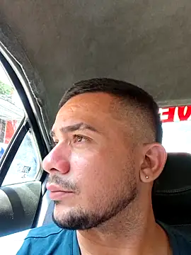 yeffito1 online show from 09/19/25, 03:45