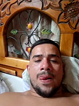 yeffito1 online show from 09/24/25, 06:11