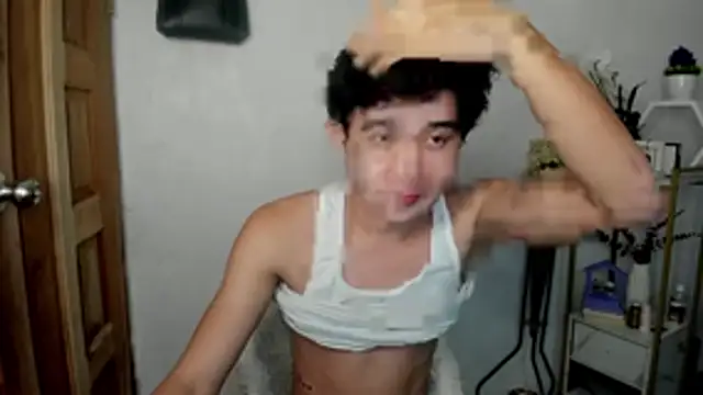 NautyBoyBrazeen 143 online show from 11/19/25, 04:51