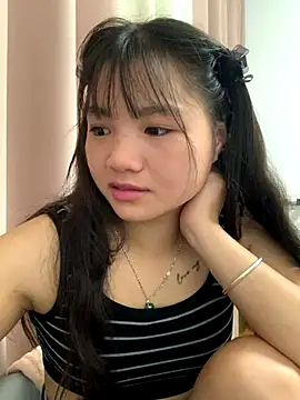 Emlyly-18 online show from 09/20/25, 02:45