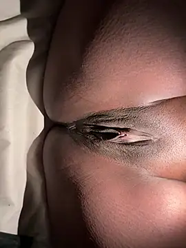 sinnanoiree online show from 03/18/26, 12:25