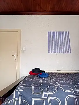 Snapshot of donchico0 chatting on 11/27/25, 09:55 donchico0 online show from 11/27/25, 09:55