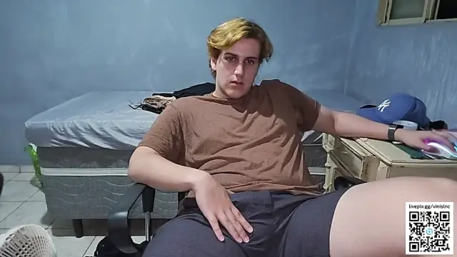 Snapshot of vinialnc chatting on 10/07/25, 01:03 vinialnc online show from 10/07/25, 01:03