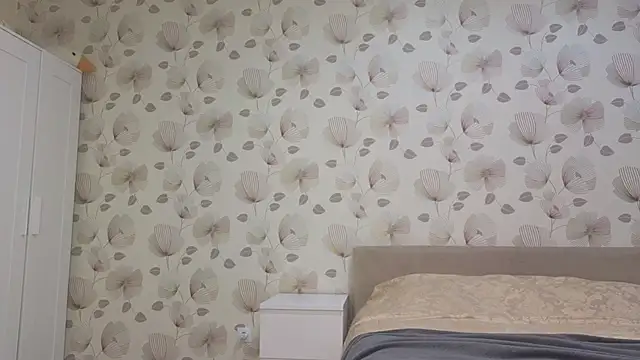 Annabel theMoon online show from 11/25/25, 03:39