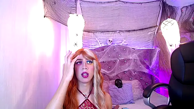 Eva Walker  online show from 10/28/25, 10:56