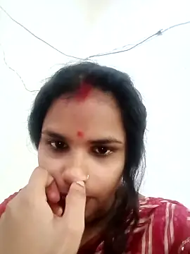 Snapshot of Km_shilpa chatting on 09/26/25, 05:11 Km shilpa online show from 09/26/25, 05:11
