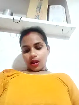 Snapshot of Km_shilpa chatting on 10/06/25, 03:42 Km shilpa online show from 10/06/25, 03:42