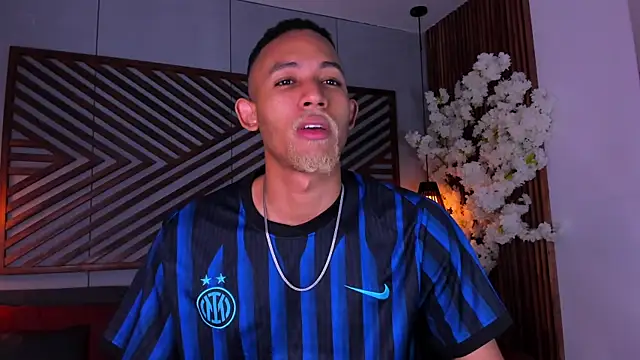 B Wild online show from 11/19/25, 04:01