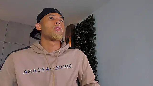 B Wild online show from 03/12/26, 03:34