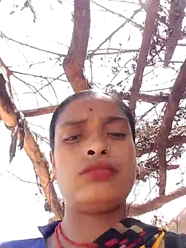 Snapshot of Km_kirti chatting on 09/13/25, 06:57 Km kirti online show from 09/13/25, 06:57