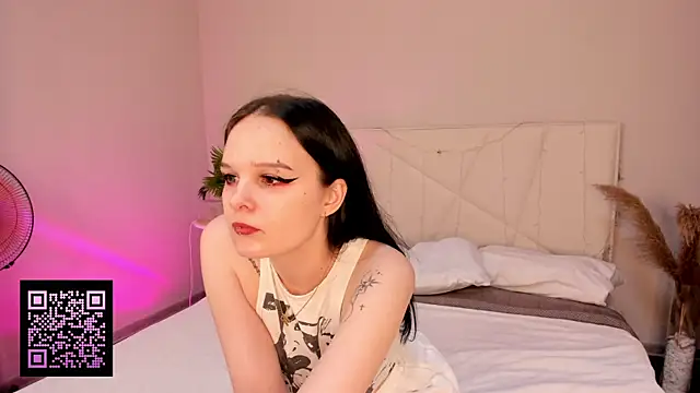 Cassies-Sandyy online show from 10/23/25, 10:36