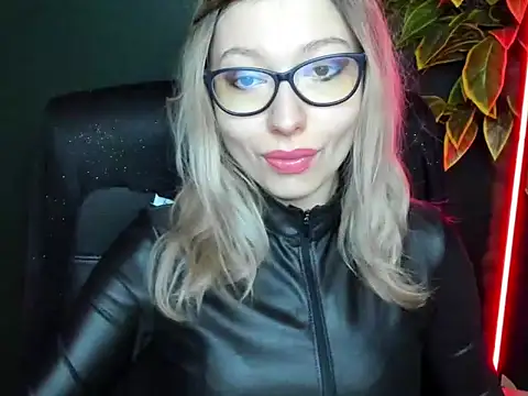 loveHeidi online show from 02/09/26, 05:33