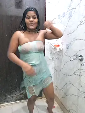 Snapshot of Rashmi_Pathak chatting on 09/20/25, 03:57 Rashmi Pathak online show from 09/20/25, 03:57